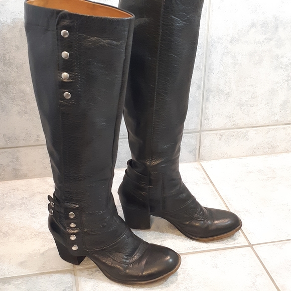 Nine West Shoes - Nine West Vintage America leather boots size 6M
